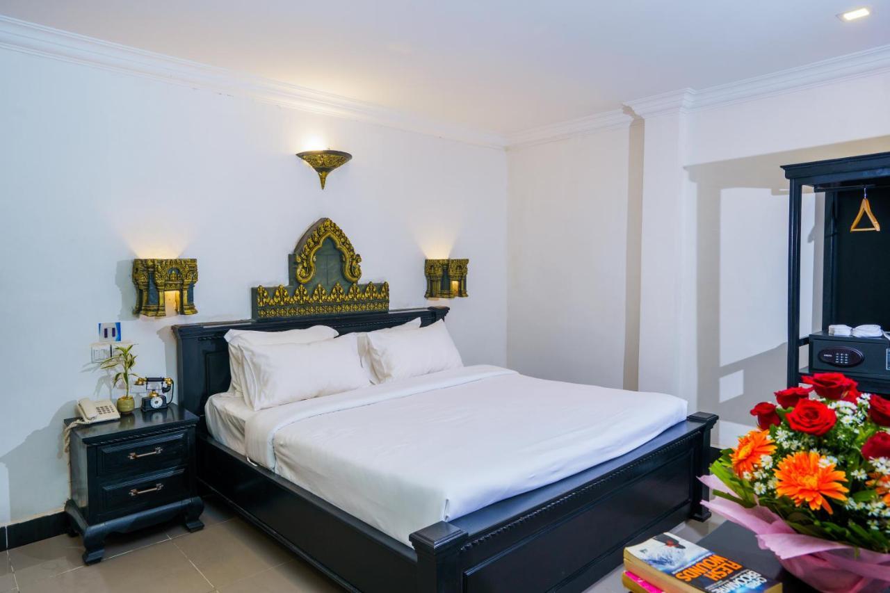 Hotel The Rabbit Hole & 3*